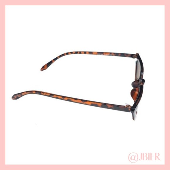 The Celine Cat-Eye Sunglasses - Picture 6 of 8